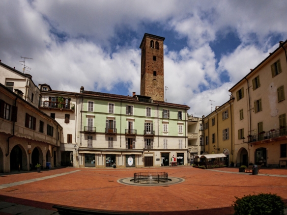 Immobiliare Vercelli: prezzi, affitti e perché oggi può essere il momento giusto per comprare